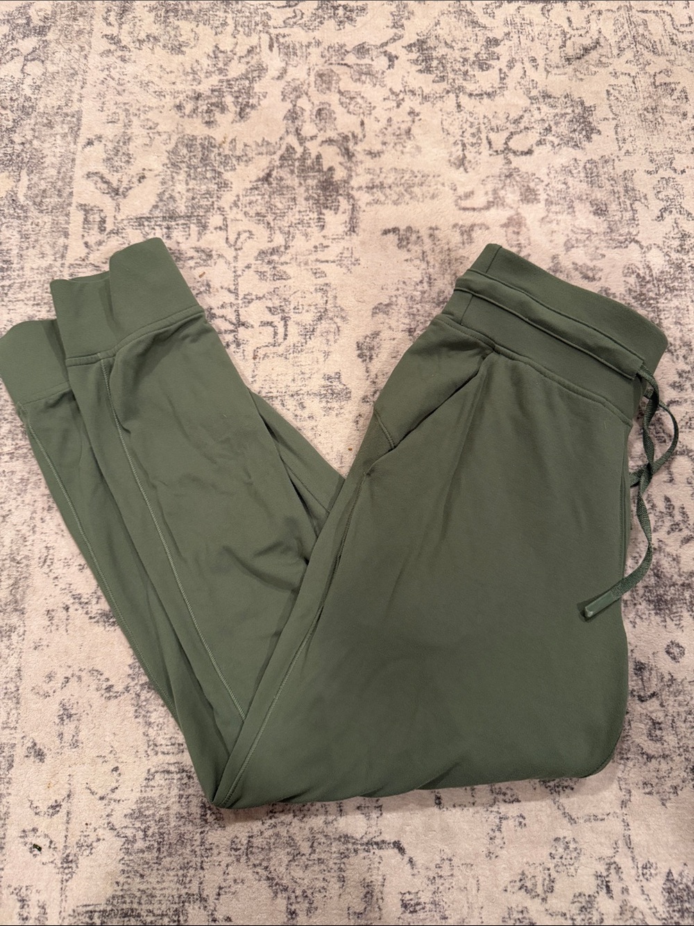 lululemon athletica sage green active leggings